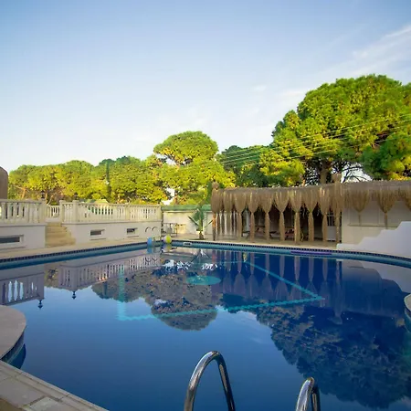 The Pine Bay Club 2*