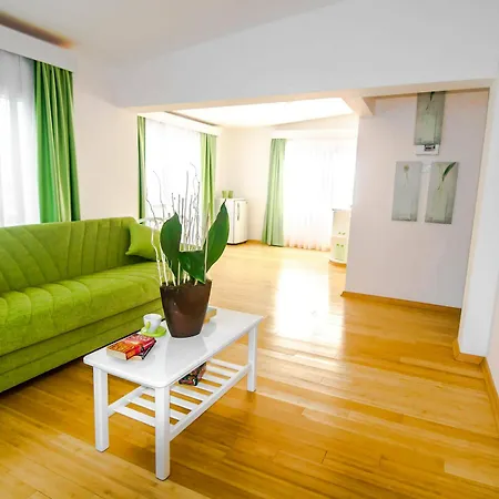 The Pine Bay Club Кирения